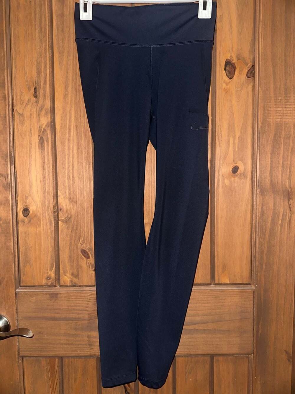 Nike Dri-FIT Women's Navy Blue Athletic Leggings with Pocket